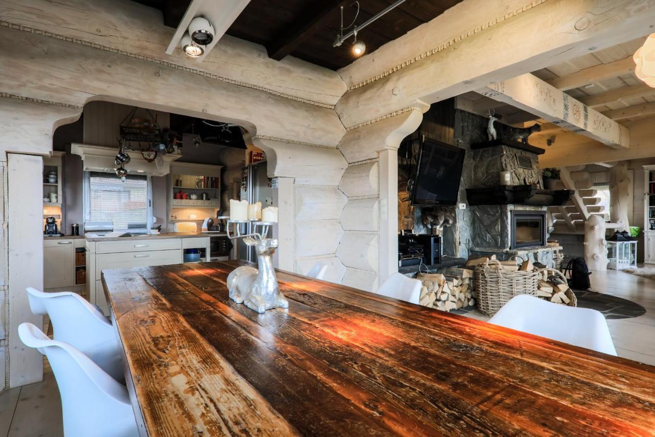 Chalet Kwiat Sniegu Deluxe Kolo Gubalowki